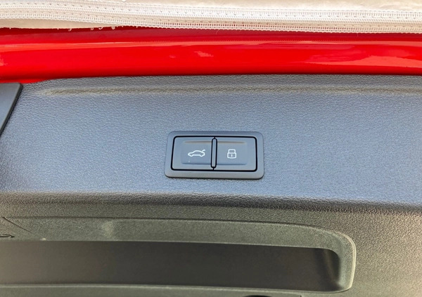 Audi A4 cena 174360 przebieg: 15, rok produkcji 2024 z Puck małe 211